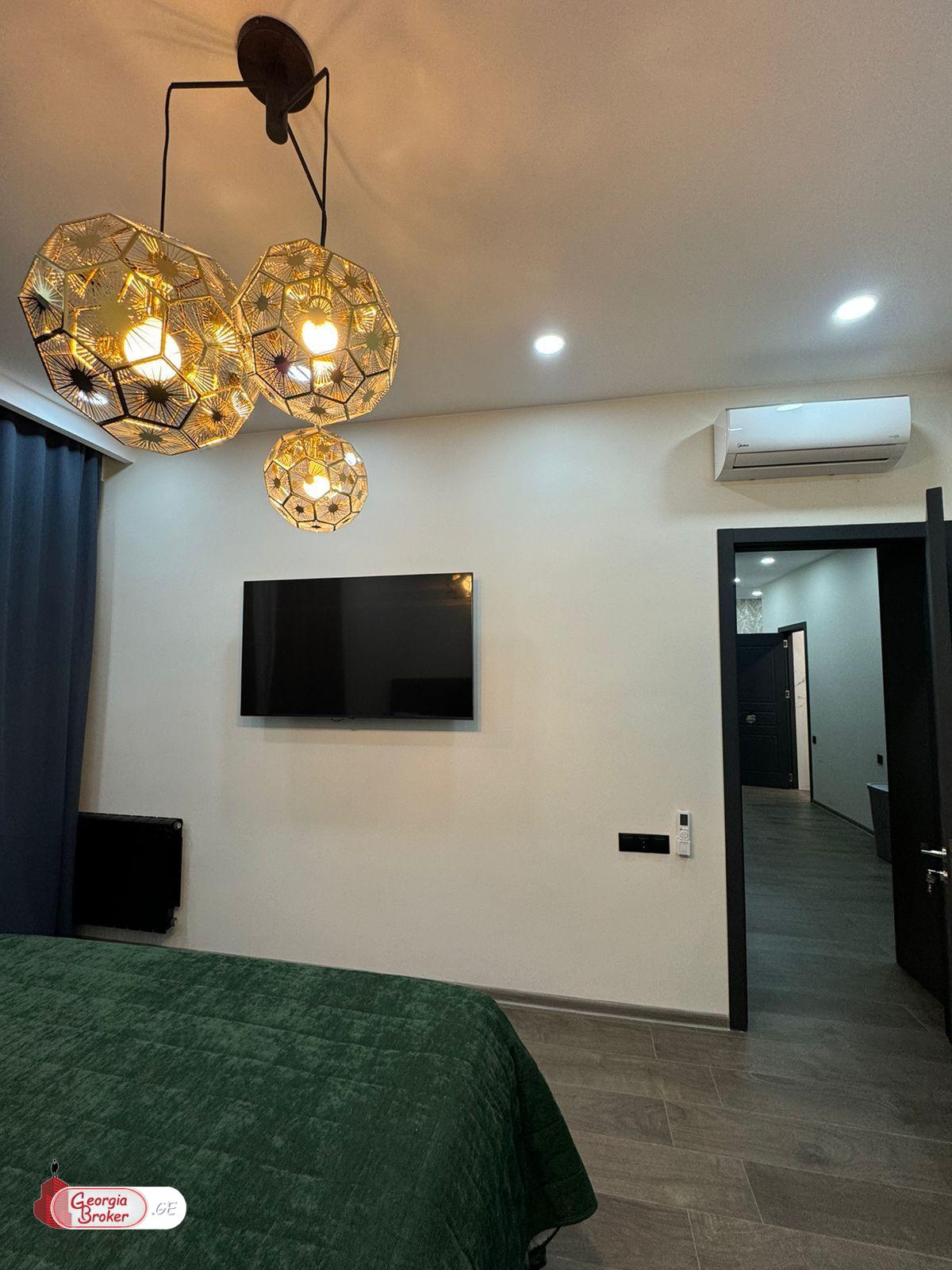 იყიდება ახალი გარემონტებული 3 ოთახიანი ბინა  "კრწანისი ვილა რეზიდენსში"